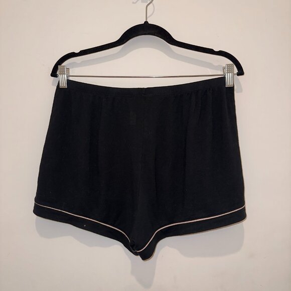 Gilligan & O'Malley Women's Pajama Set in Black - Picture 2 of 5